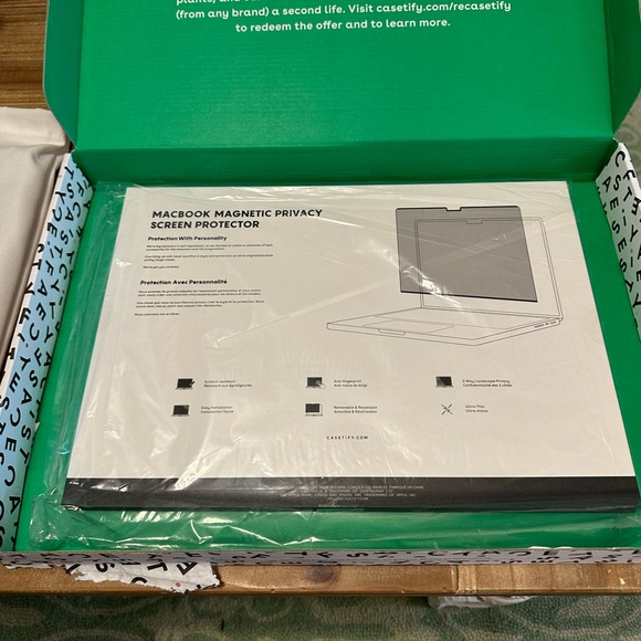 NEW CASETIFY MacBook Air 2022 13.6” Leopard Case & Blue Light Screen Protector - Picture 12 of 13